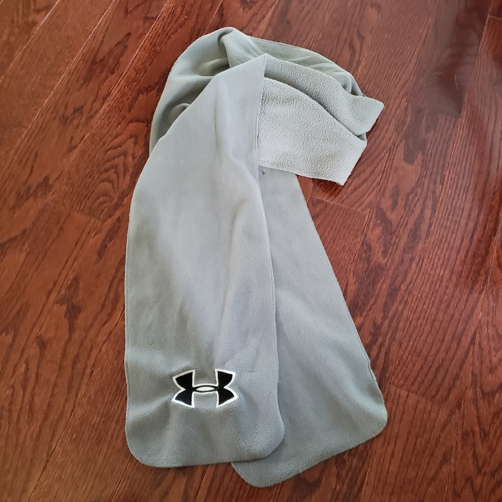 Under Armour Fleece Scarf